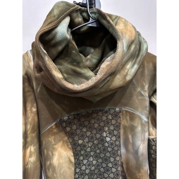 See Much Love Leia Tunic - Picture 6 of 13